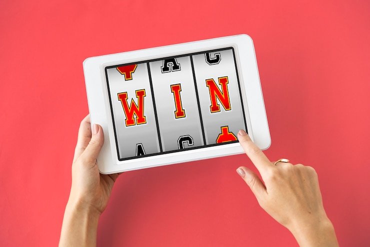 Pengguna membaca panduan lengkap di platform hiburan digital dengan antarmuka nyaman